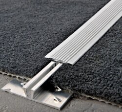 Профиль алюминиевый для пола PROMOQUETTE CLIP 5 PMCAA 525D Профиль алюминиевый для пола PROMOQUETTE CLIP 5 PMCAA 525D