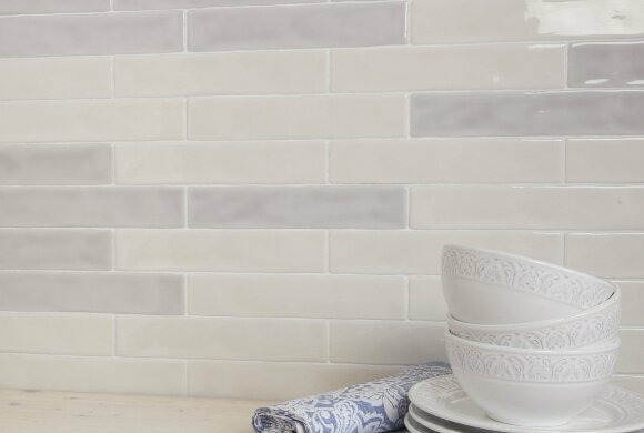 Керамическая плитка BOSTON HIBISCUS 5x25 см AMADIS арт. 8436552226230