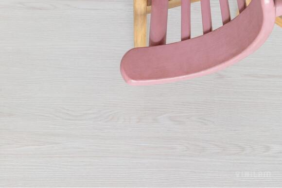 Виниловый ламинат VINILAM 10675 Дуб Гюстров